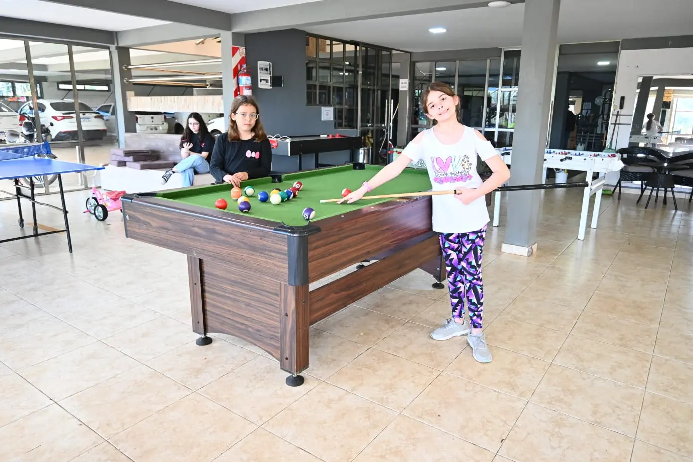 Mesa de pool de la sala de juegos