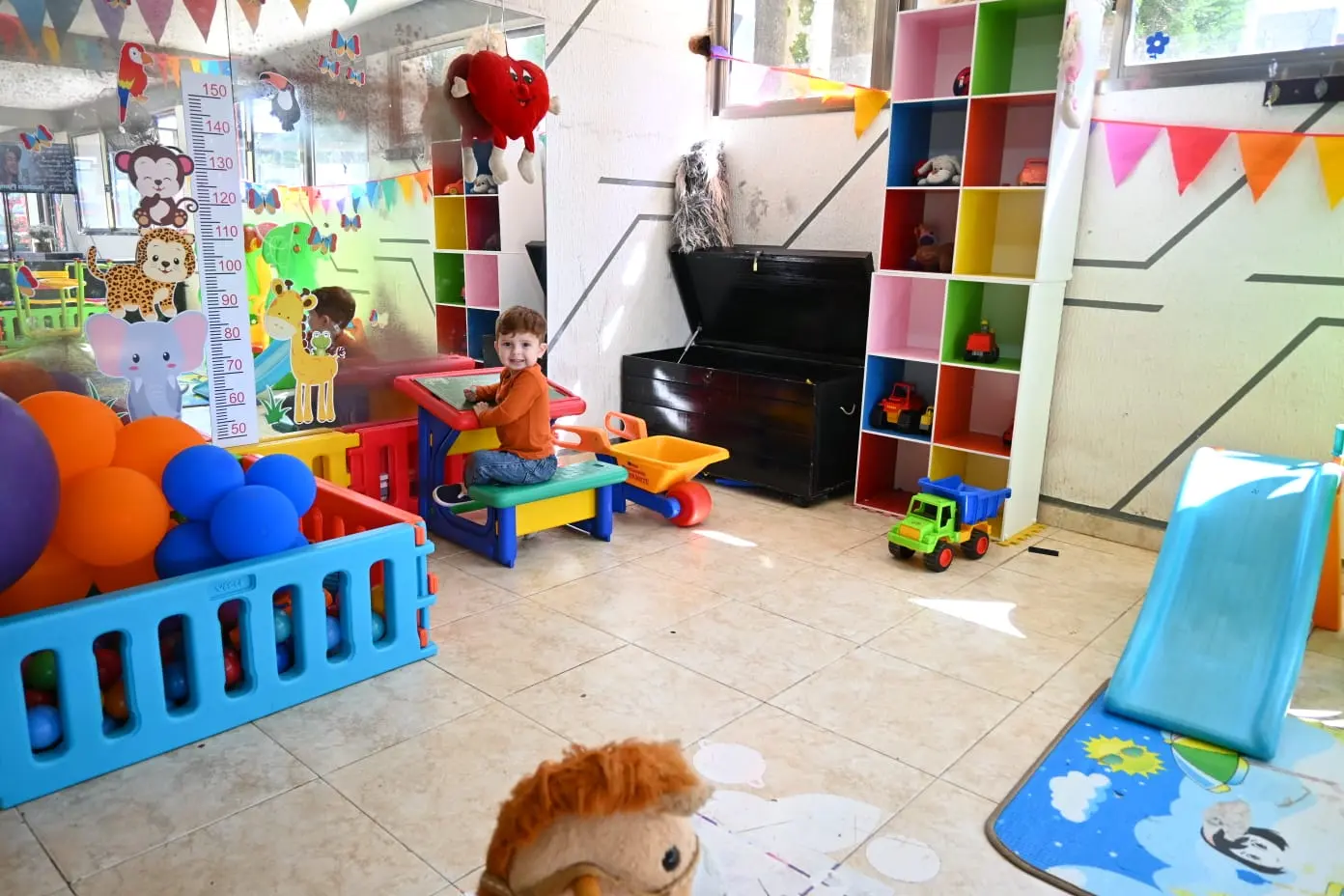 Rincón infantil de la sala de juegos